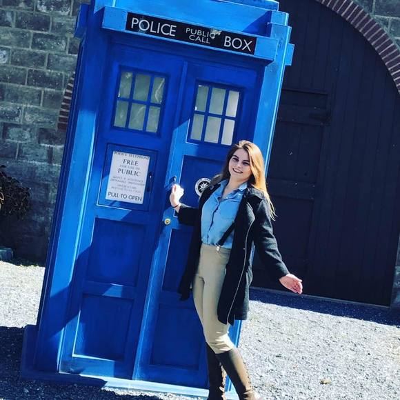 Meet your Posher, Stella - Picture 1 of 1